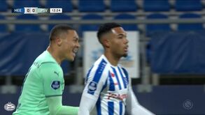 À atenção do Benfica: os melhores momentos de Carlos Vinicius no PSV