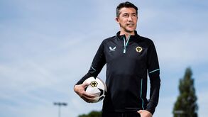 Professor Bruno Lage revê alunos