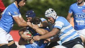 Jogo do campeonato de râguebi acaba em batalha campal e tentativa de agressão ao árbitro