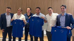 Ronaldo compra o Cruzeiro por 62 milhões de euros