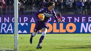 Vlahovic igualou registo de Cristiano Ronaldo e ainda tem mais um jogo pela frente