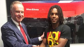Rummenigge abre o jogo sobre Renato Sanches: «Contratámo-lo demasiado cedo»