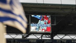 Inédito na Alemanha: clubes propõem repetir jogo interrompido por insultos racistas