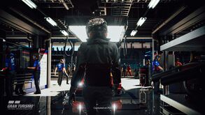 Neste Natal, ficar no sofá é fácil com as ofertas de Natal da PlayStation