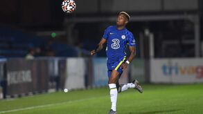 De promessa do Chelsea a oferecer-se para jogar grátis (e ser recusado)