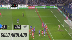 FC Porto-Benfica: o golo anulado a Otamendi por fora de jogo