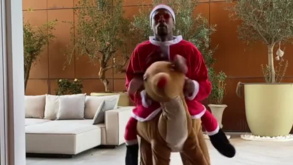 O hilariante vídeo natalício de Evra: «O Rodolfo até ficou zonzo»