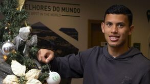 Matheus Nunes: «Pedi a benção ao Bruno Fernandes para herdar a camisola 8»