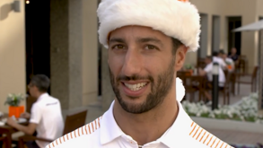 Coletor de lixo, hotel para abelhas, gin e tequilha: pilotos da Fórmula 1 trocaram prendas