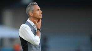 «Paulo Sousa traiu, desonrou e tornou-se o inimigo número 1 de 40 milhões de polacos»