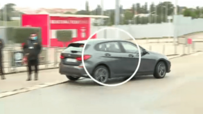 O momento em que os jogadores do Benfica abandonaram o Seixal