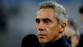 Polacos dizem que Paulo Sousa alegou temer pela vida como justificação para rescindir contrato