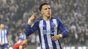 Pepê antecipou-se a Gilberto e fez o segundo golo do FC Porto ao Benfica