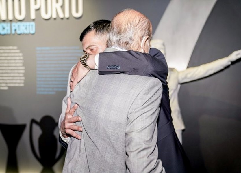 Museu FC Porto - #nestedia, há 38 anos, Vermelhinho estreava-se