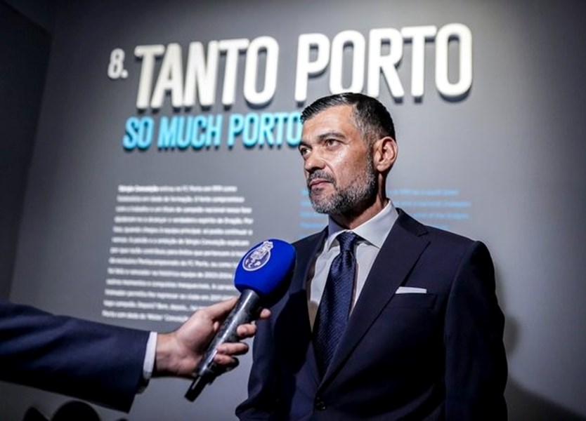 Museu FC Porto - #nestedia, há 38 anos, Vermelhinho estreava-se