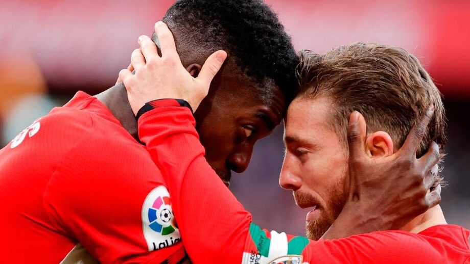 Iñaki Williams: Pais refugiados, subida a pulso e agora o topo do Mundo