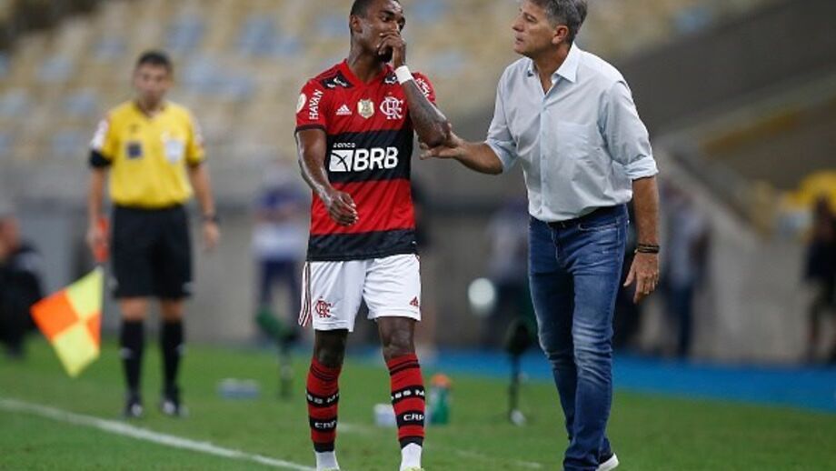 Ramon, lateral esquerdo do Flamengo