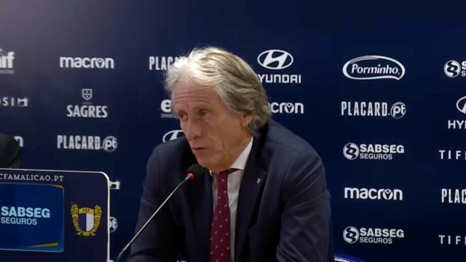 O treinador do Benfica explicou ainda a ausência de Yaremchuk em Famalicão