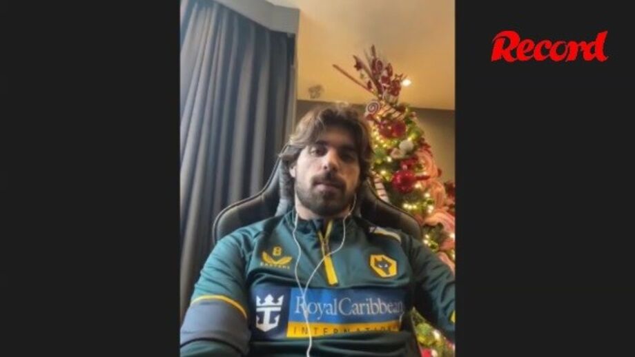 Os dois jogadores estiveram juntos no Wolverhampton a quando da passagem do jovem médio, por empréstimo, por Inglaterra