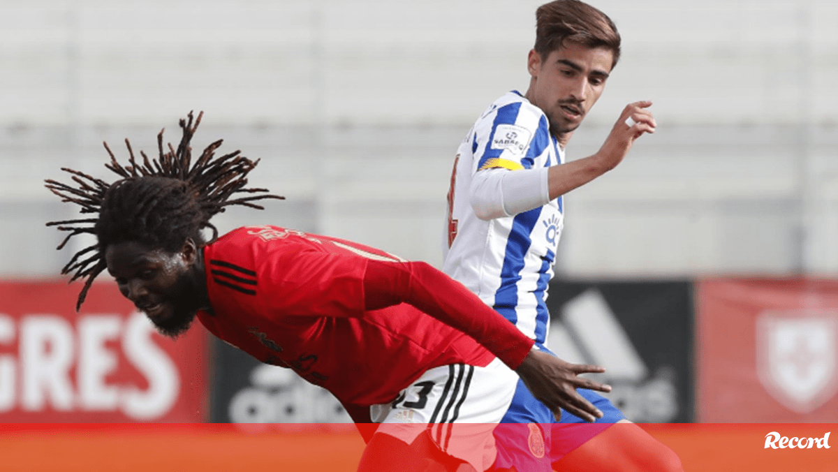 SL Benfica B-FC Porto B: Clássico Nos 'bês' - Aposta Na Desportiva ...