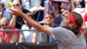 Jannik Sinner-Stefanos Tsitsipas: por um lugar na meia-final do Open de Austrália