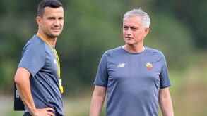 João Sacramento deixa de ser adjunto de Mourinho para apostar em carreira como treinador principal