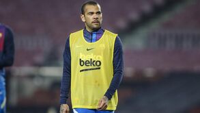 Lista de convocados do Barcelona surpreende por causa de Dani Alves