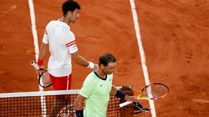 Nadal: «Se o Djokovic quisesse, não tinha problemas em entrar na Austrália...»