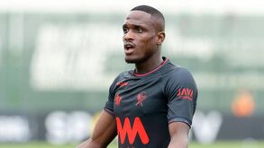Jefferson Encada, Diogo Gomes e Yuri de saída do Leixões