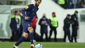 Mourinho: «Vamos ver se é possível fechar as negociações antes do jogo com a Juventus»