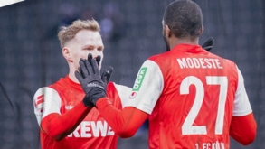 Colónia soma terceira vitória seguida e sobe ao sexto lugar na Bundesliga