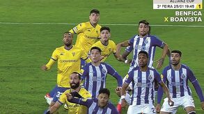 Árbitro espanhol Iturralde González considera golo do Estoril legal