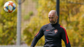 Benfica domina convocados de Filipe Ramos