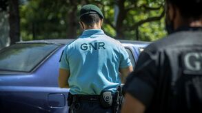 Mercedes de David Sualehe que havia sido furtado foi recuperado em Vila das Aves