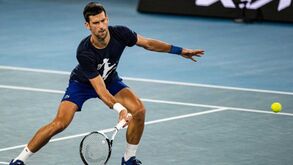 Novak Djokovic novamente detido pelas autoridades australianas