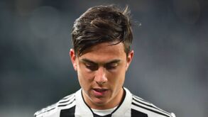 Dybala colocou a Juventus a vencer a Udinese e... encarou a bancada