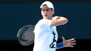 Djokovic quebra silêncio e comenta deportação: «Estou muito desapontado»