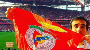 Adepto confrontou Simão Sabrosa após o jogo com o Moreirense: «Vocês estão a matar o Benfica»