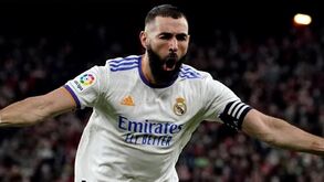 Ausência de Benzema do onze do ano causa indignação: «Falta de respeito pelo futebol!»