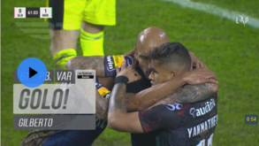 Benfica atira-se à arbitragem: «Que VAR é este que valida este golo?»