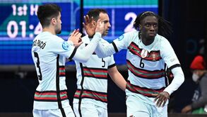 Portugal derrota Sérvia com grande reviravolta no jogo de estreia no Europeu de futsal