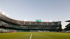 Estádio do Betis interditado por dois jogos após agressão a jogador do Sevilha
