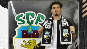 Farense contrata defesa Vasco Oliveira