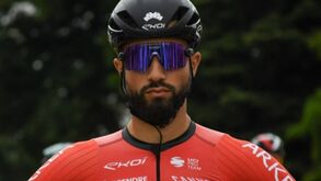 Nacer Bouhanni sofre comoção cerebral após queda