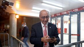 Administrador indicado pelo 'Rei dos Frangos' entra na SAD do Benfica: as conclusões da AG