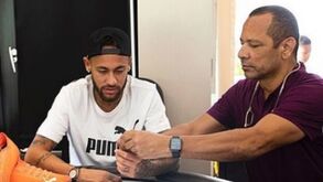 Documentário de Neymar revela discussão do craque com o pai: «Que feia é a arrogância»
