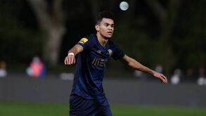 Ameaça inglesa até ao fim para Luis Díaz