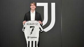 Vlahovic na Juventus para fazer de... Cristiano Ronaldo