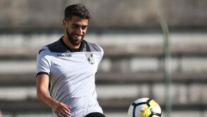 Regresso de Josué ao V. Guimarães não se vai concretizar