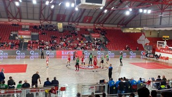 Sporting vence Benfica na Luz e reforça liderança do campeonato de  basquetebol - Basquetebol - Jornal Record